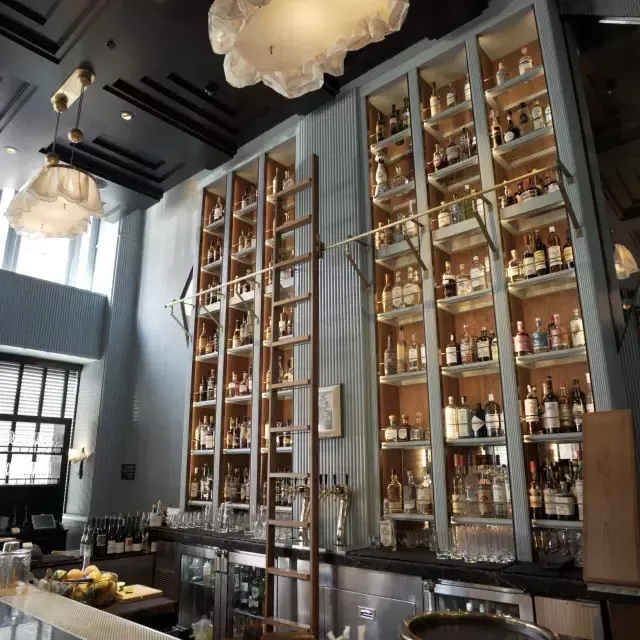 Image of Charmaine's extensive Bar in Downtown SF